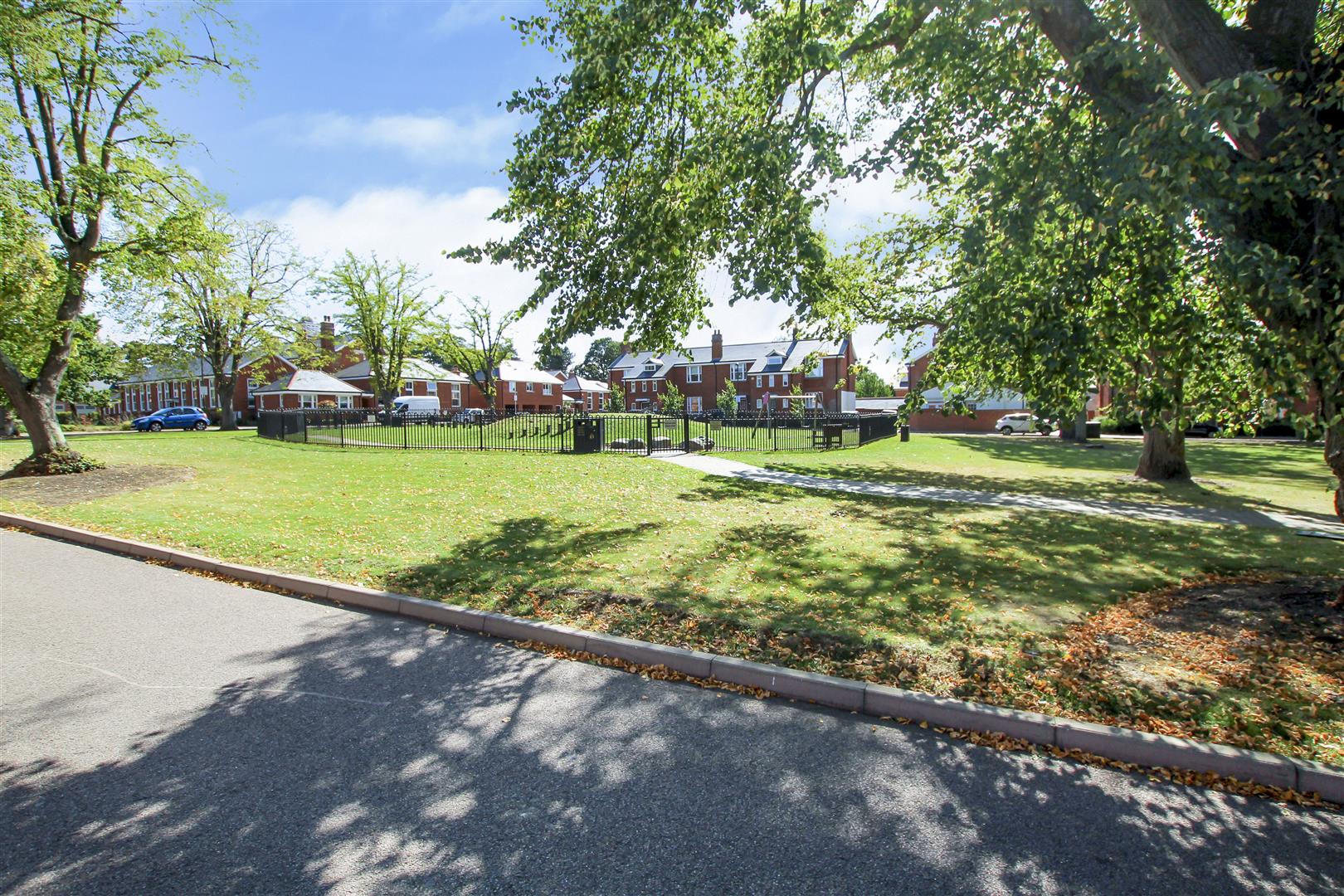 Kensington Way, Brentwood Keith Ashton